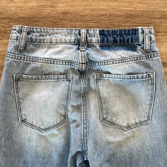 FLYING MONKEY High Rise Straight Leg Lightwash Distressed Dad Jeans. Sz 25. - Picture 7 of 10